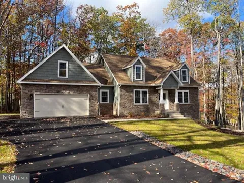 5 TIOGA DRIVE