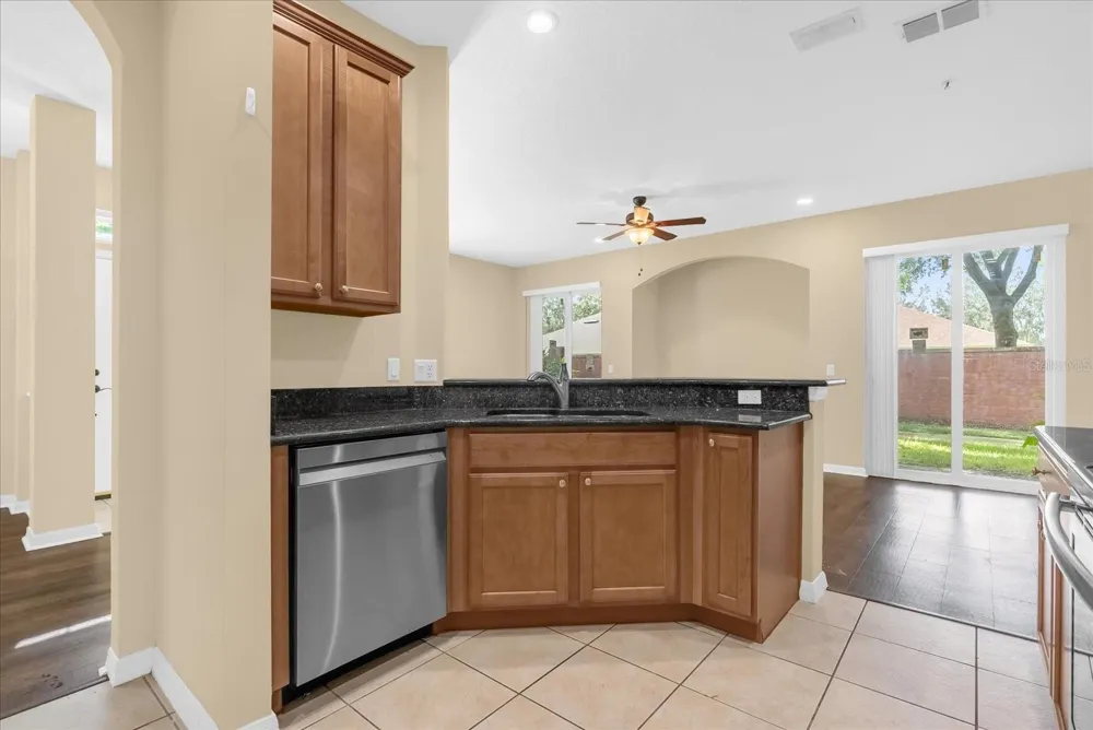 910 ASHWORTH OVERLOOK DRIVE #A Apopka, FL 32712