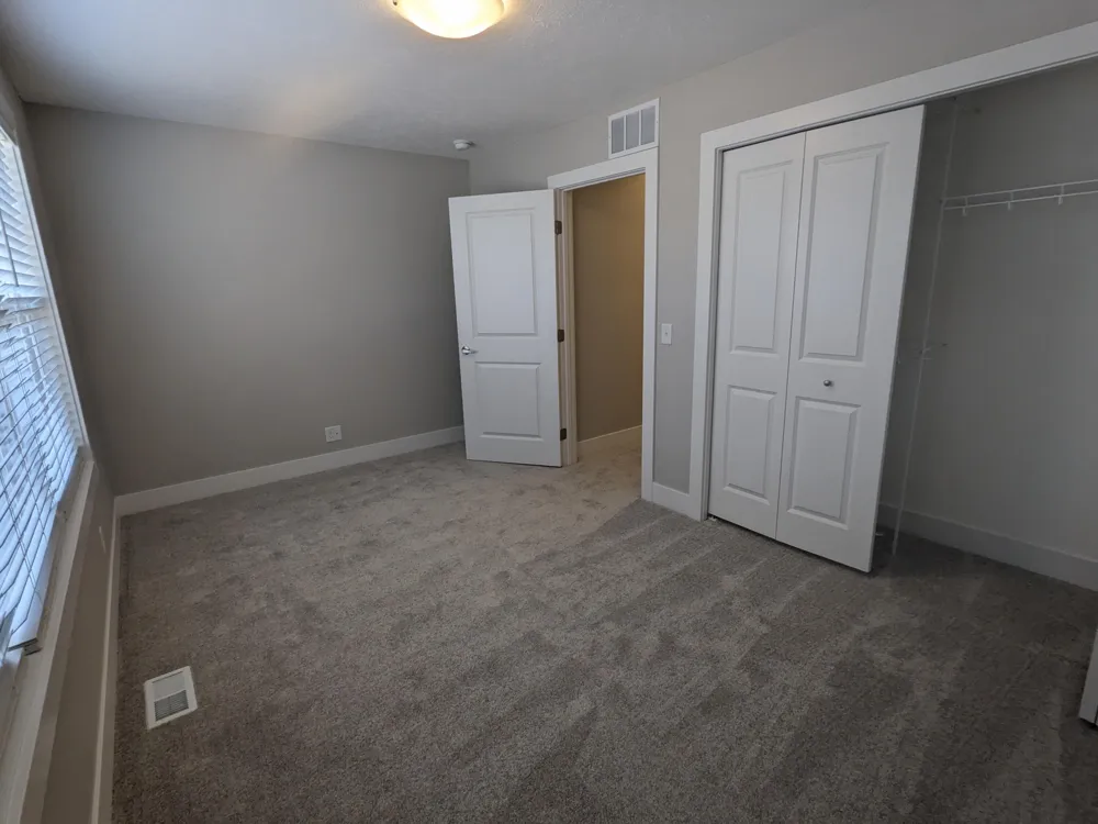 317 Vista Green Drive Holland City, MI 49423