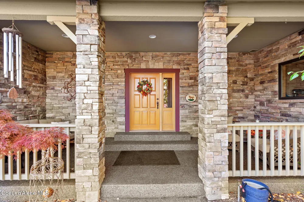 2992 E LAKE FOREST DRIVE Hayden Lake, ID 83835