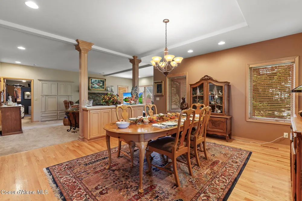 2992 E LAKE FOREST DRIVE Hayden Lake, ID 83835