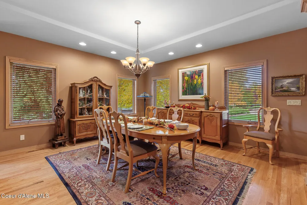 2992 E LAKE FOREST DRIVE Hayden Lake, ID 83835