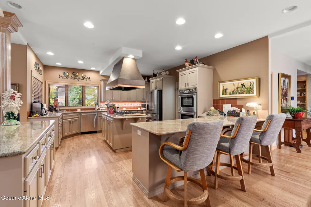 2992 E LAKE FOREST DRIVE Hayden Lake, ID 83835