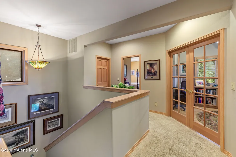 2992 E LAKE FOREST DRIVE Hayden Lake, ID 83835