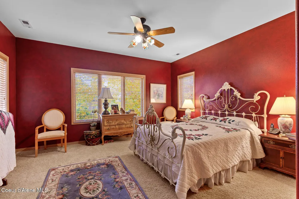 2992 E LAKE FOREST DRIVE Hayden Lake, ID 83835