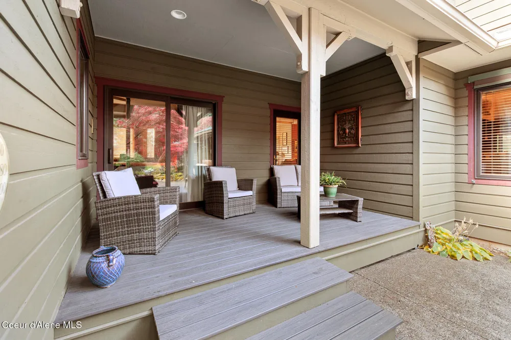2992 E LAKE FOREST DRIVE Hayden Lake, ID 83835