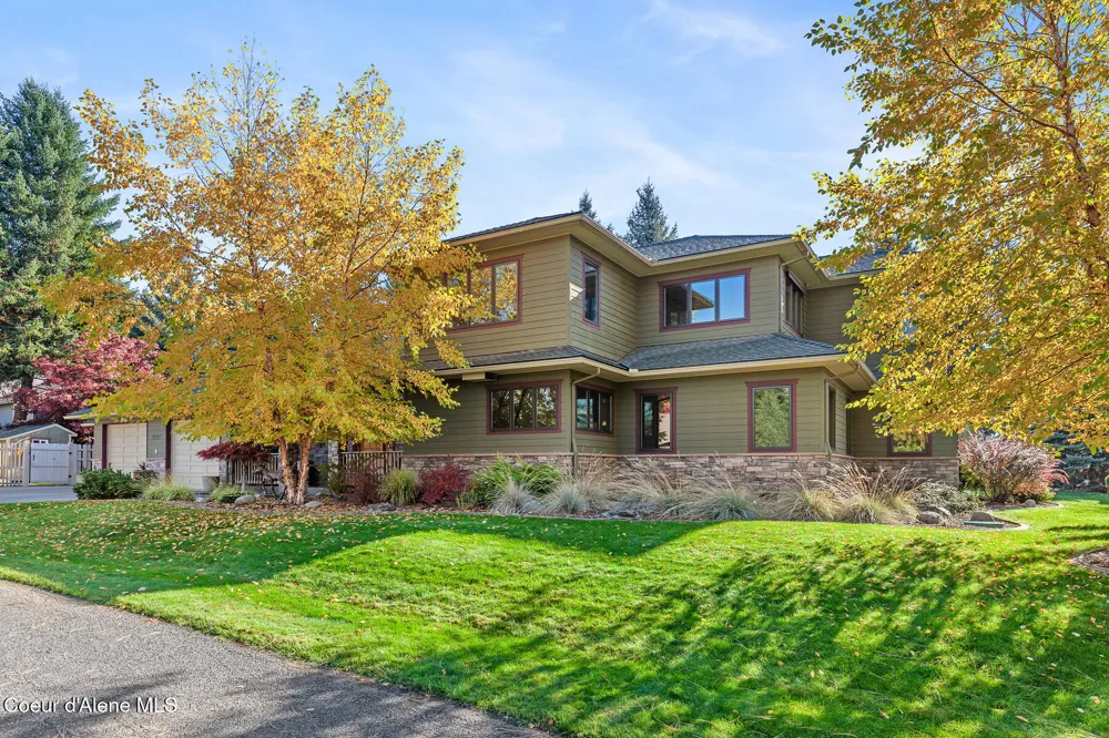 2992 E LAKE FOREST DRIVE Hayden Lake, ID 83835