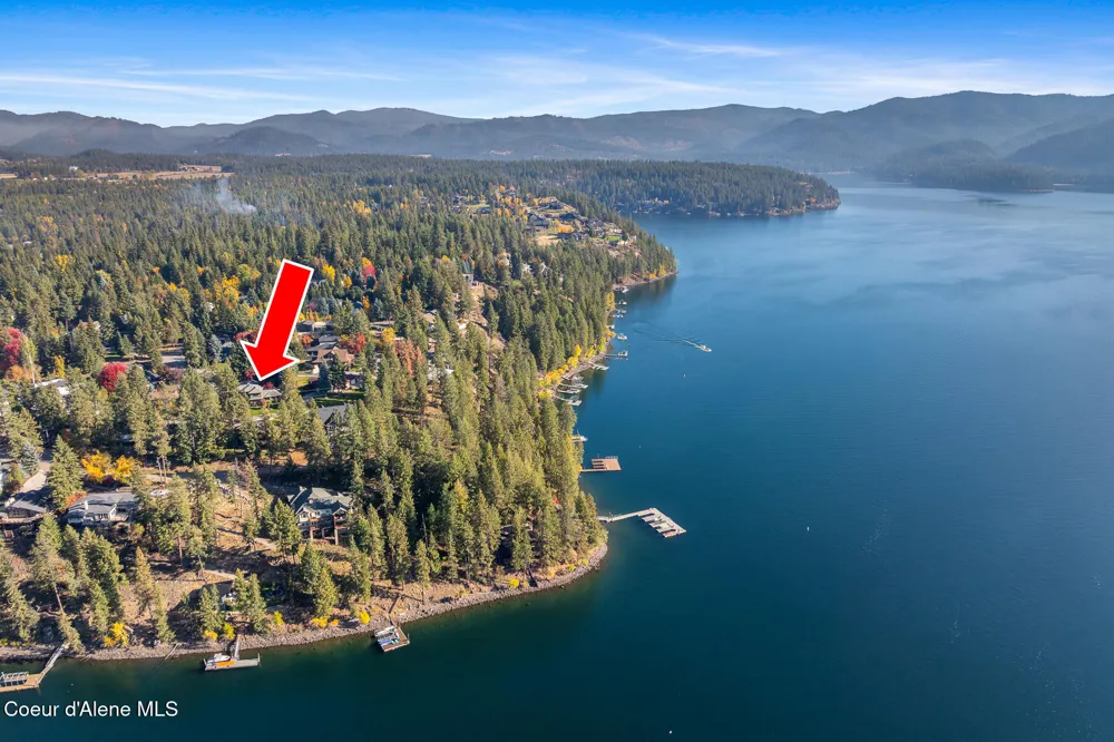 2992 E LAKE FOREST DRIVE Hayden Lake, ID 83835