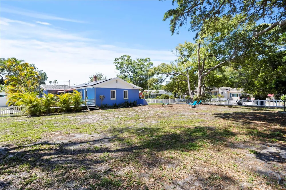 2800 TIFTON ST #3 Gulfport, FL 33711