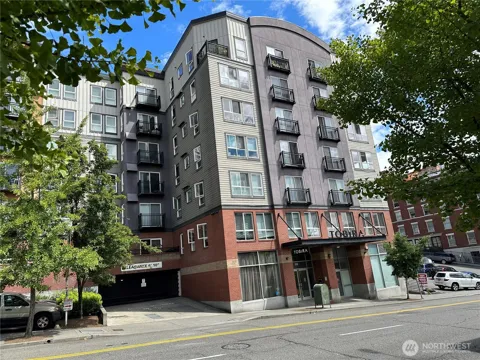 108 5th Avenue S #506