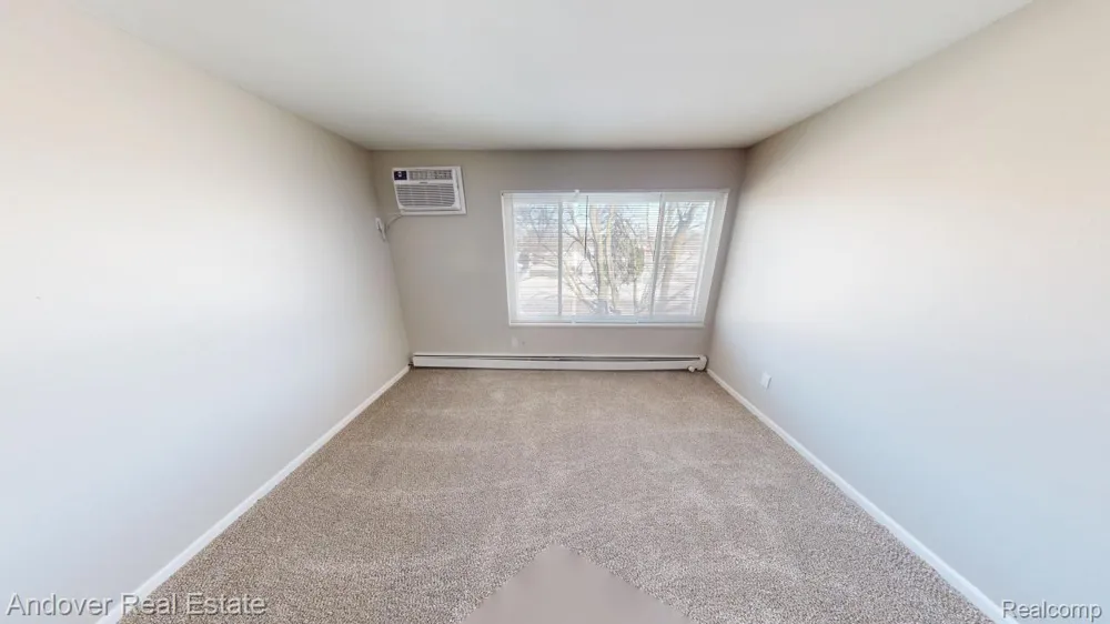 500 E MONROE STREET Dundee Village, MI 48131