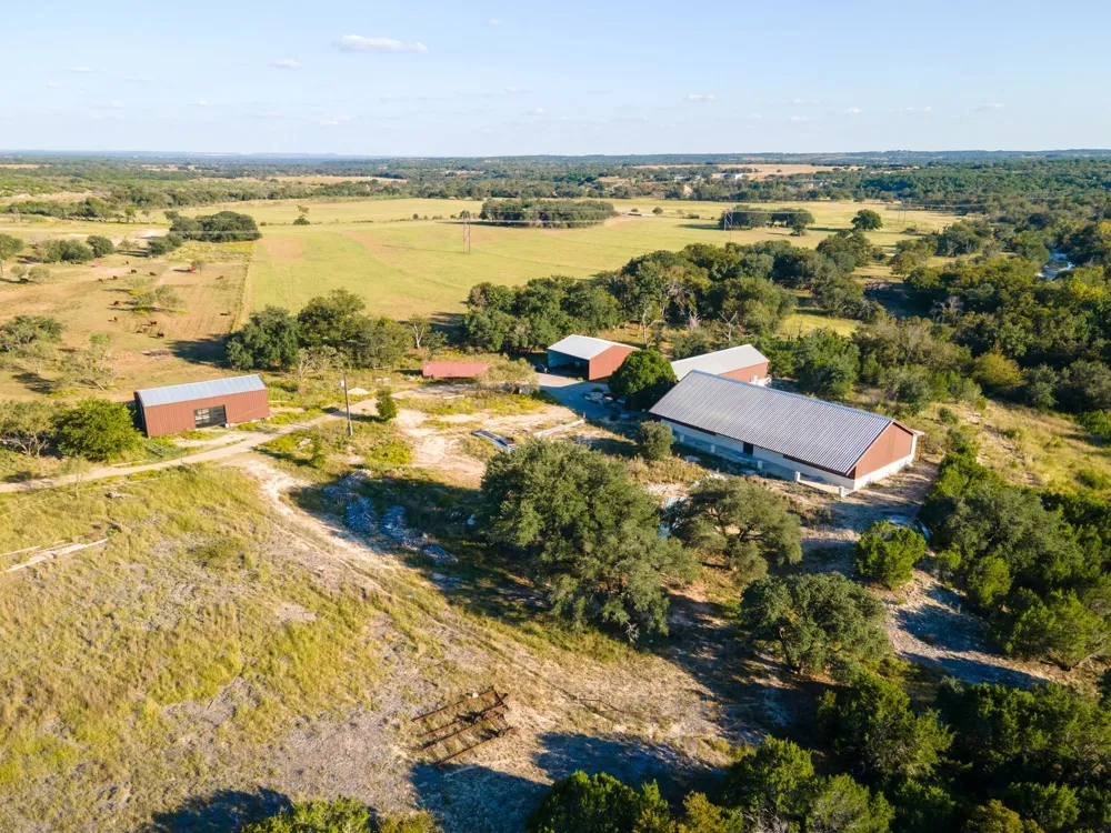 388 cr 3500 Lampasas, TX 76550