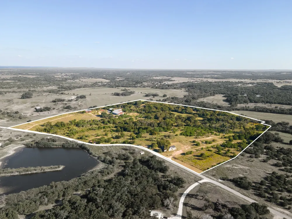 388 cr 3500 Lampasas, TX 76550