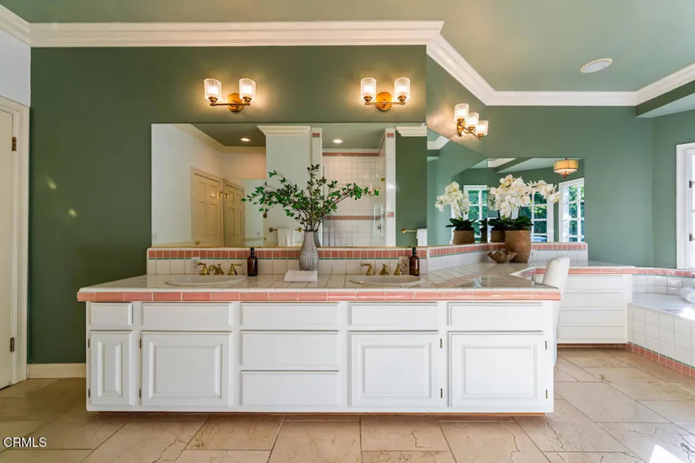 427 Long Canyon Road Bradbury, CA 91008