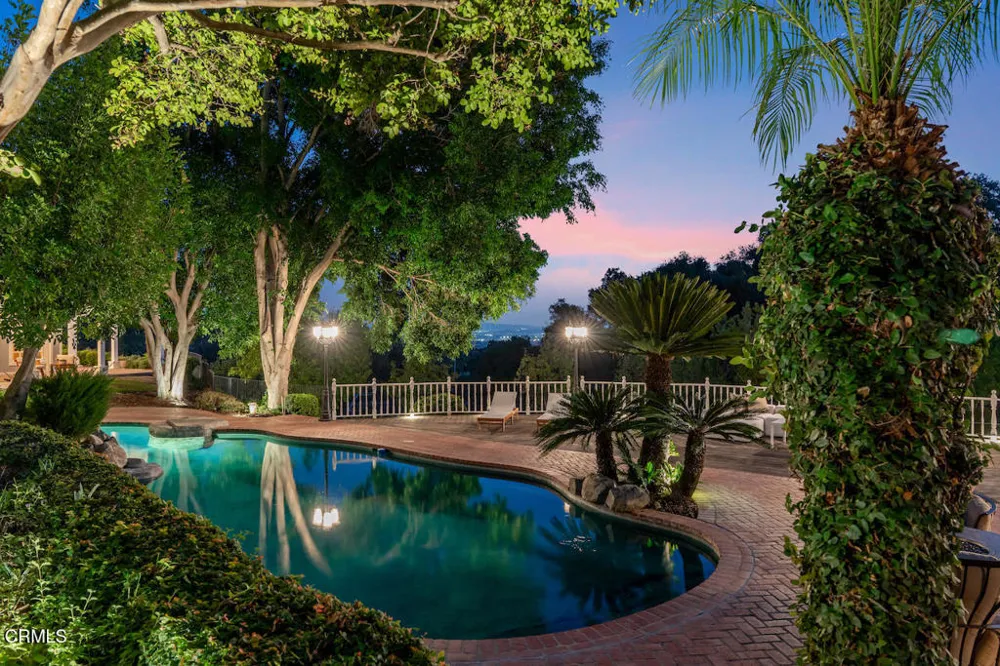 427 Long Canyon Road Bradbury, CA 91008