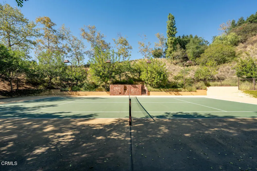 427 Long Canyon Road Bradbury, CA 91008