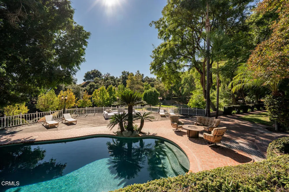 427 Long Canyon Road Bradbury, CA 91008