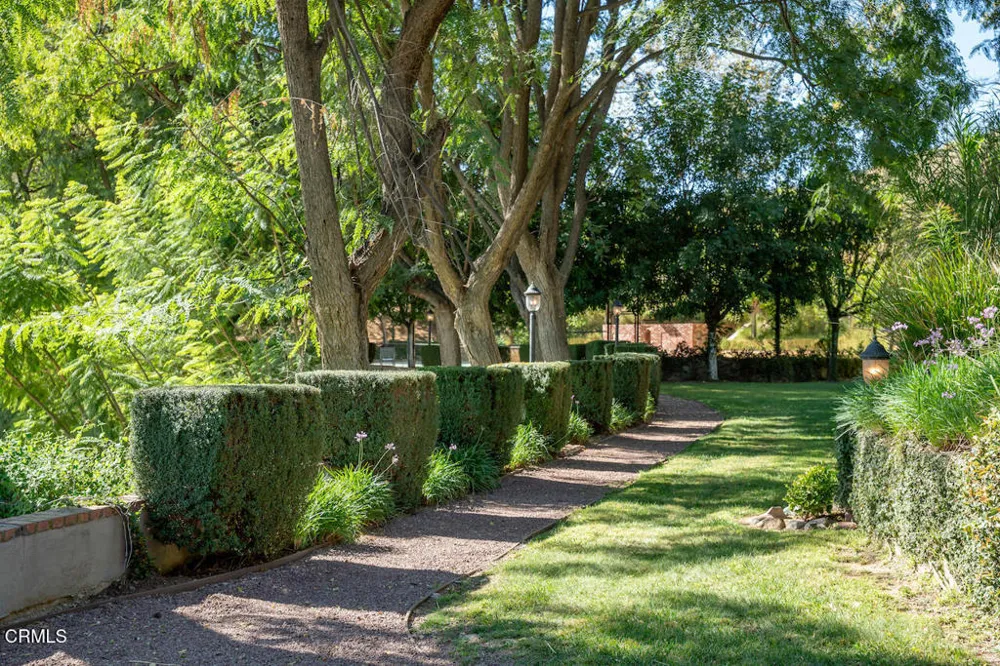 427 Long Canyon Road Bradbury, CA 91008