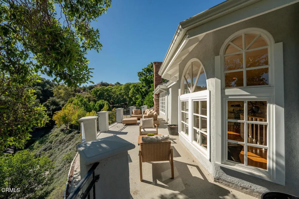 427 Long Canyon Road Bradbury, CA 91008