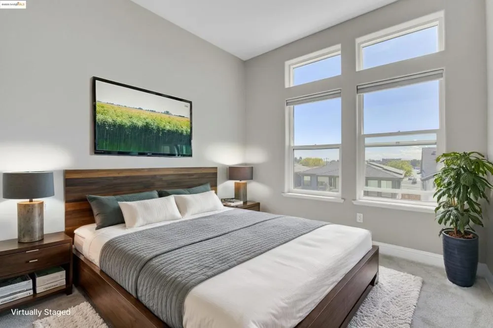 210 Waters Park Cir #304 San Mateo, CA 94403