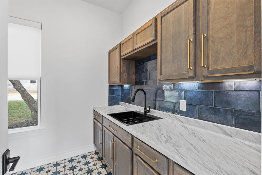 109 Star Thistle Trail Georgetown, TX 78628