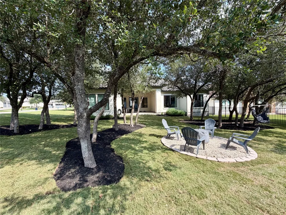 109 Star Thistle Trail Georgetown, TX 78628