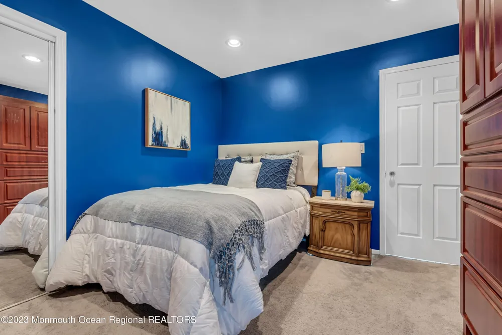 2912 Logan Road Oakhurst, NJ 07755