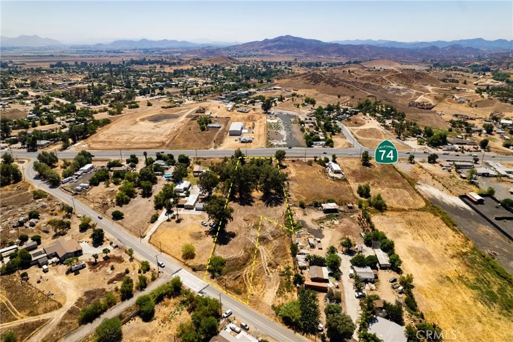 24603 Highway 74 Perris, CA 92570