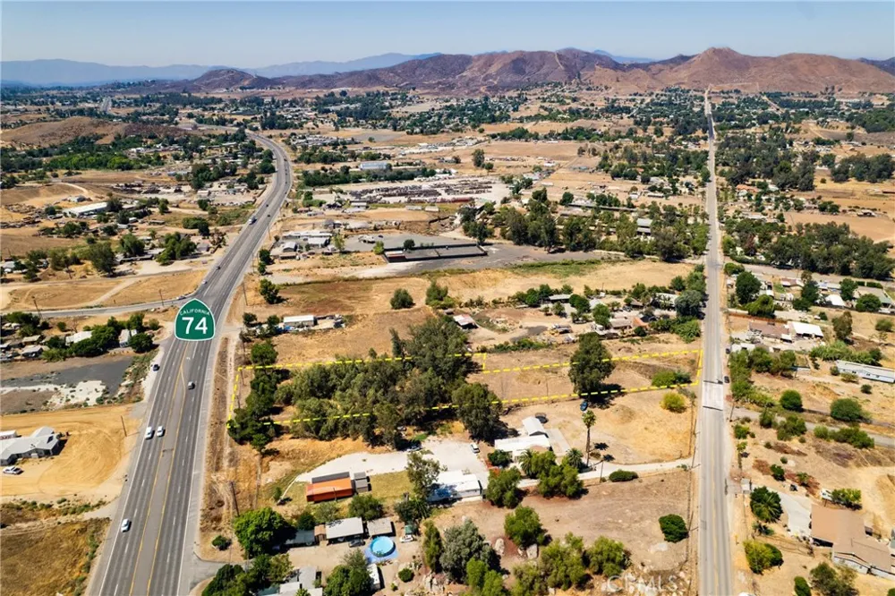 24603 Highway 74 Perris, CA 92570