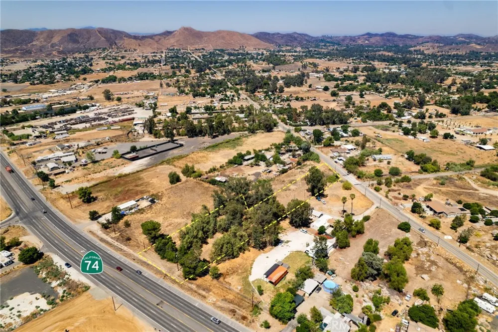 24603 Highway 74 Perris, CA 92570