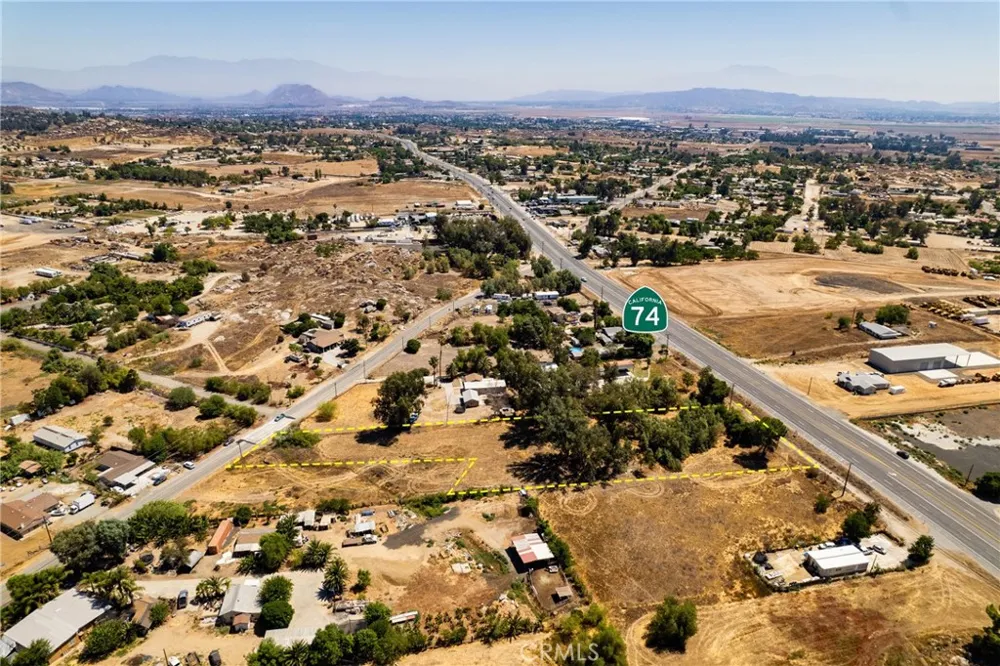 24603 Highway 74 Perris, CA 92570