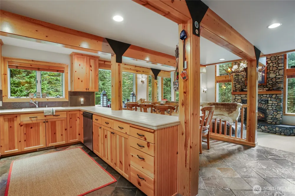 22 Alpental Street Snoqualmie Pass, WA 98068