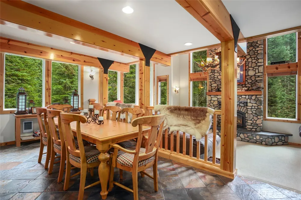 22 Alpental Street Snoqualmie Pass, WA 98068