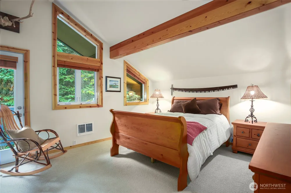 22 Alpental Street Snoqualmie Pass, WA 98068