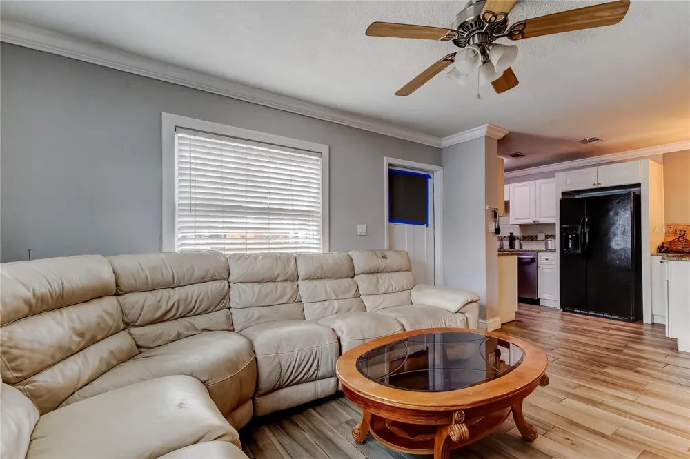 4532 DEVONSHIRE ROAD Tampa, FL 33634