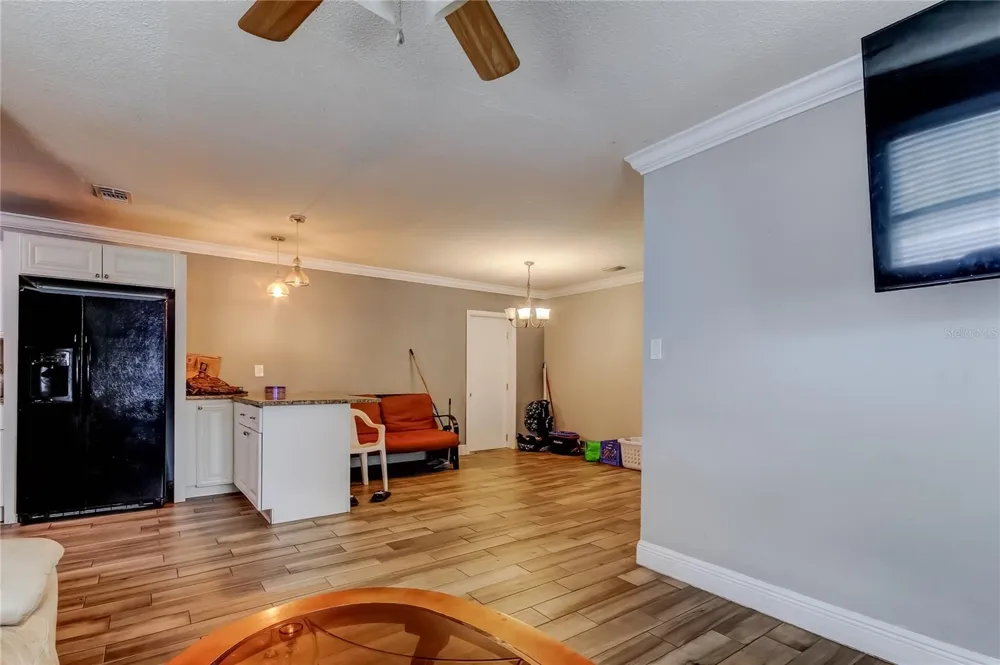 4532 DEVONSHIRE ROAD Tampa, FL 33634