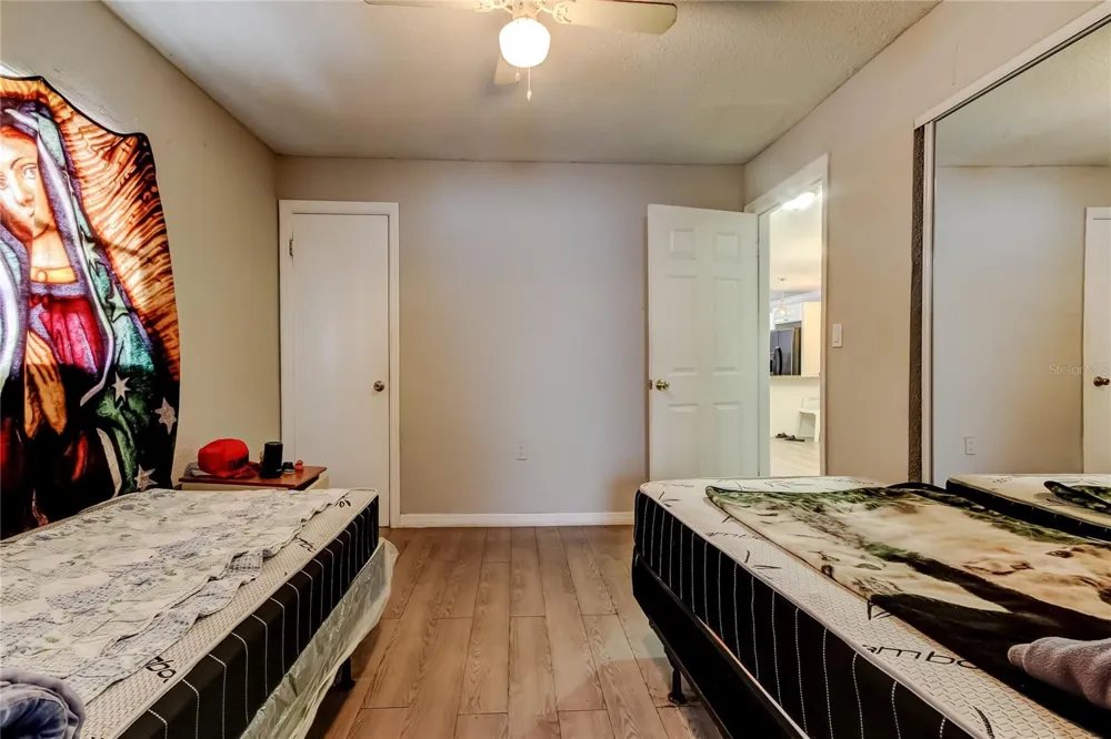 4532 DEVONSHIRE ROAD Tampa, FL 33634