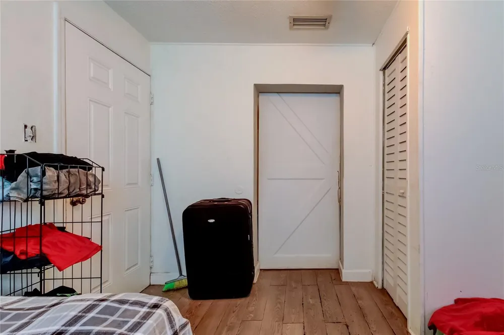 4532 DEVONSHIRE ROAD Tampa, FL 33634