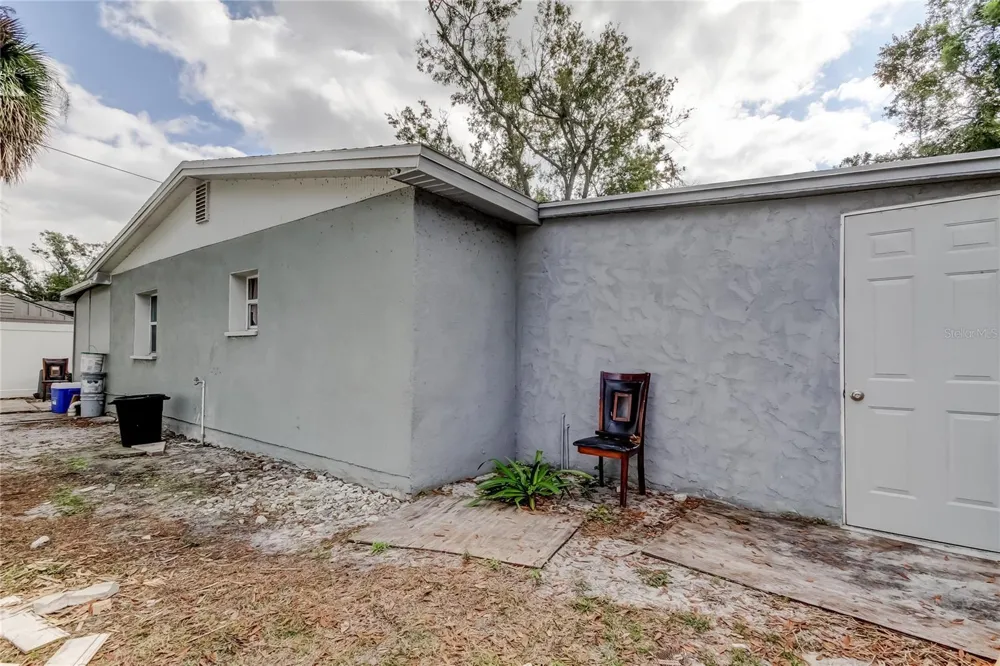 4532 DEVONSHIRE ROAD Tampa, FL 33634