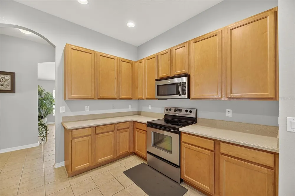 424 DOWN PINE DRIVE Seffner, FL 33584