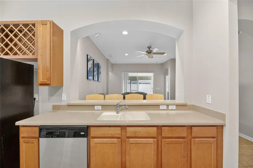 424 DOWN PINE DRIVE Seffner, FL 33584