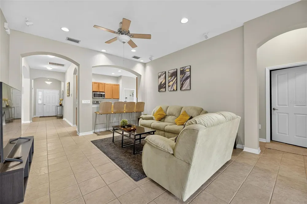 424 DOWN PINE DRIVE Seffner, FL 33584