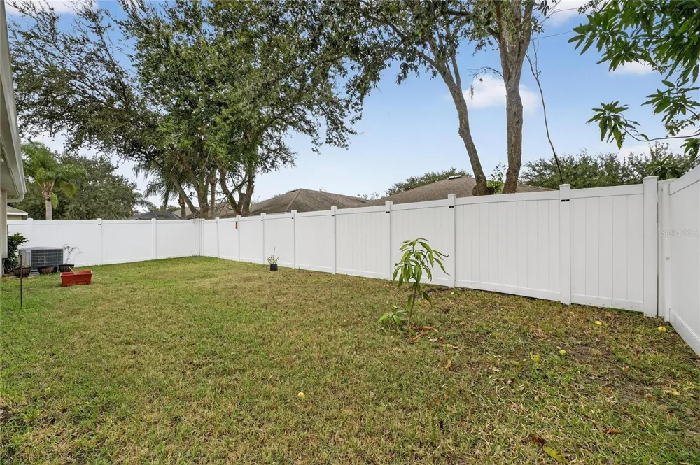 424 DOWN PINE DRIVE Seffner, FL 33584