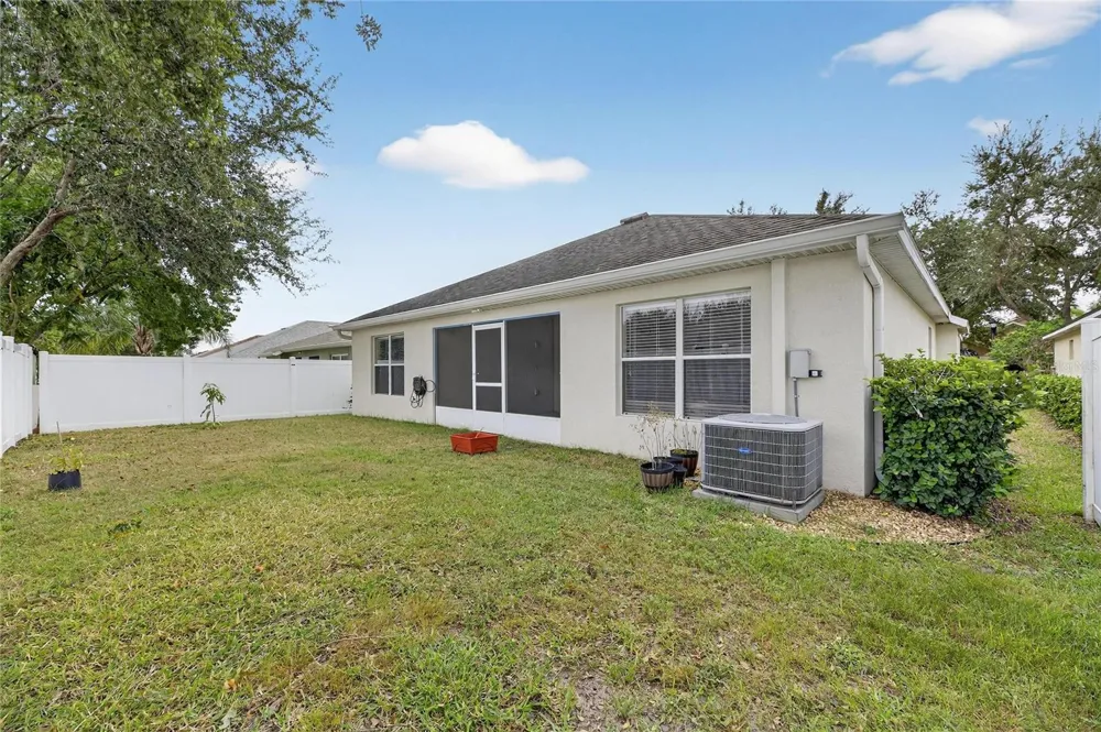424 DOWN PINE DRIVE Seffner, FL 33584