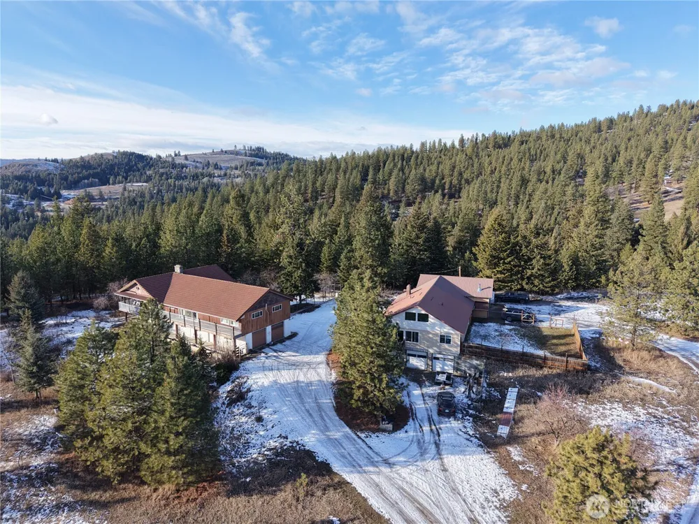 55 Gold Mountain Road Republic, WA 99166