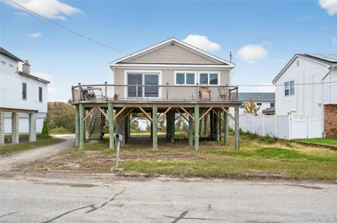 88 Bayview Avenue W