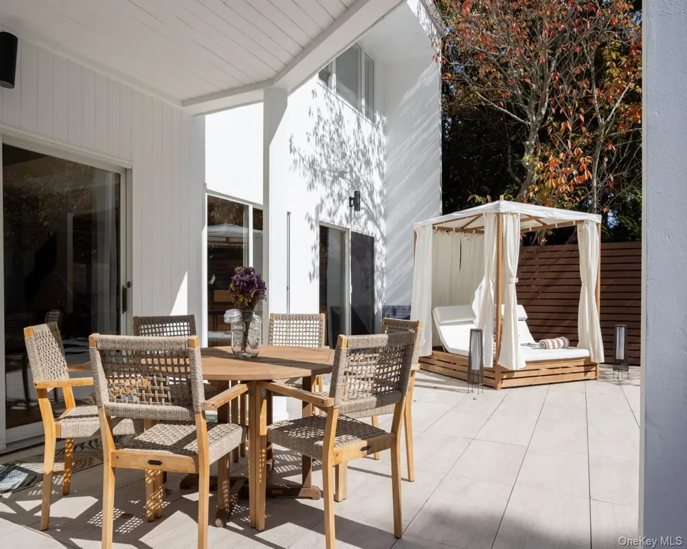 15 Pheasant Run Quogue, NY 11959