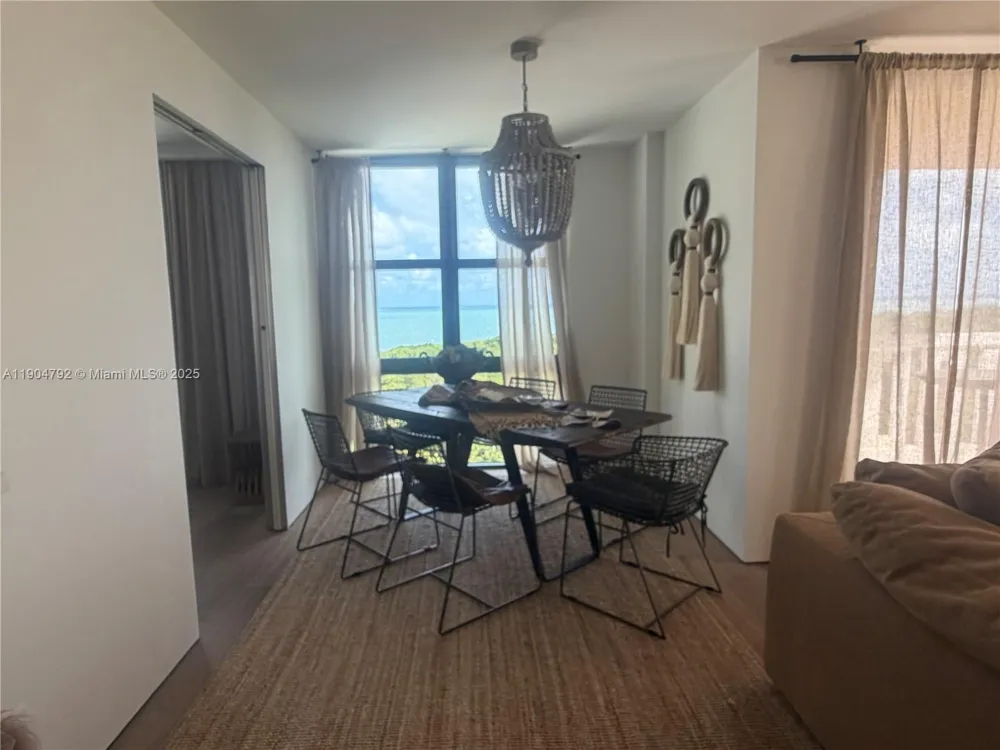 1121 Crandon Blvd #D608 Key Biscayne, FL 33149