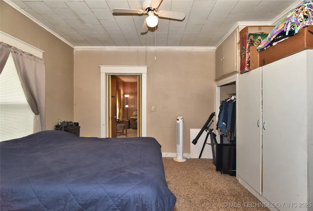 807 S Price Avenue Hominy, OK 74035