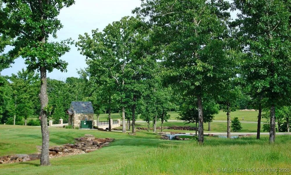 835 Blue Heron Drive Tahlequah, OK 74464